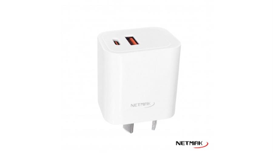 Cargador Doble Qc Usb + Pd Usb-C 20W Netmak (NM-CP7)